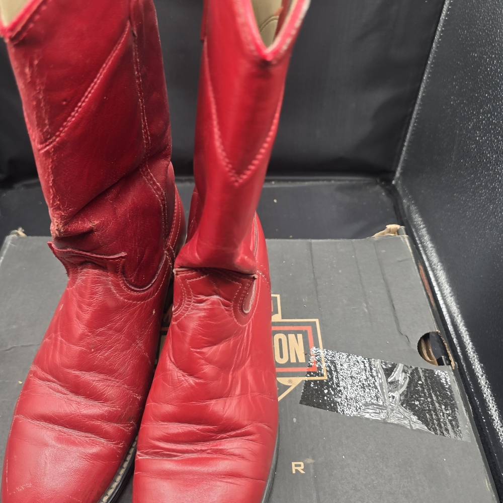 Bold Red Leather‎ Boots